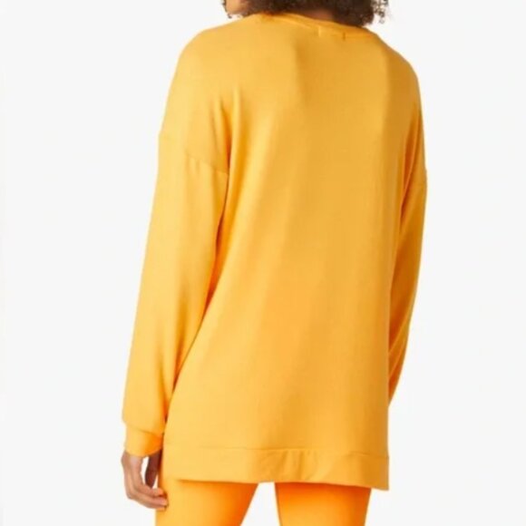 NWT BEYOND YOGA Long Weekend Lounge Pullover in Light Mango M - Picture 2 of 8